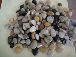 Multicolored pebble