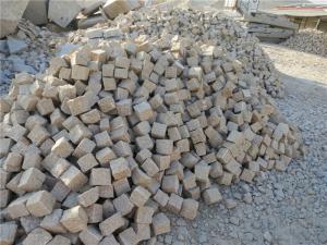 G682 Cube Paving